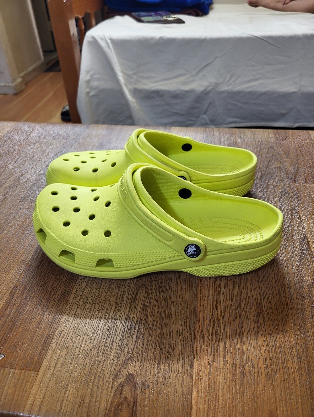 Crocs Classic Clog Acidity Yellow Mens 10 Womens 12 EUC